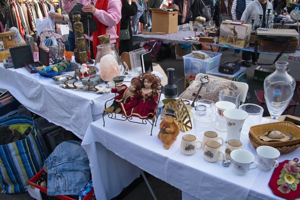 old-items-sold-flea-market